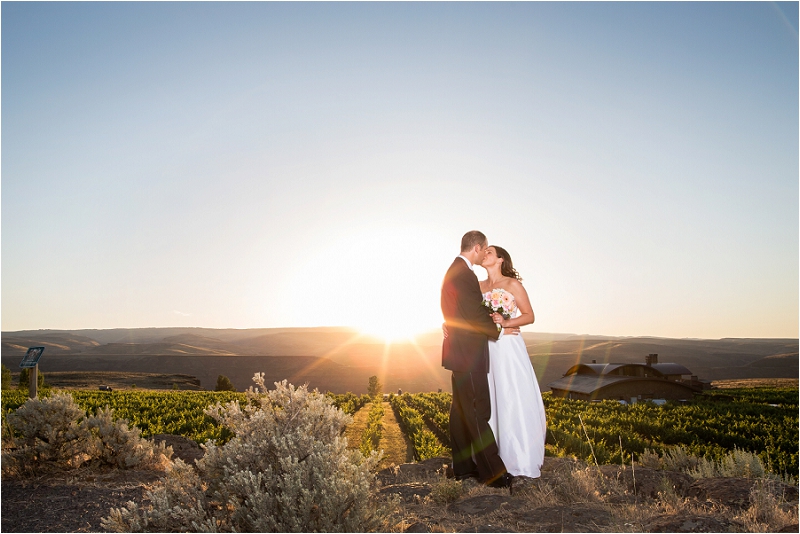 Cave B Winery Wedding Photographer photo (34)