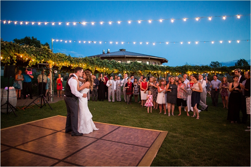 Cave B Winery Wedding Photographer Photo (46)