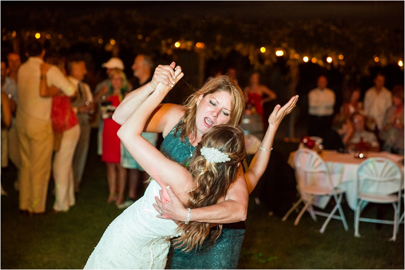 Cave B Winery Wedding Photographer Photo (54)