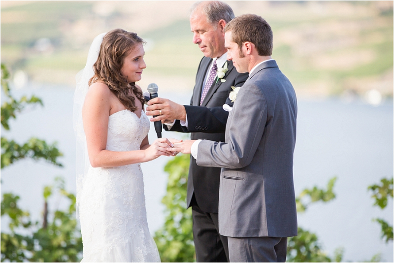 Lake Chelan Wedding Photographer Photo (33)