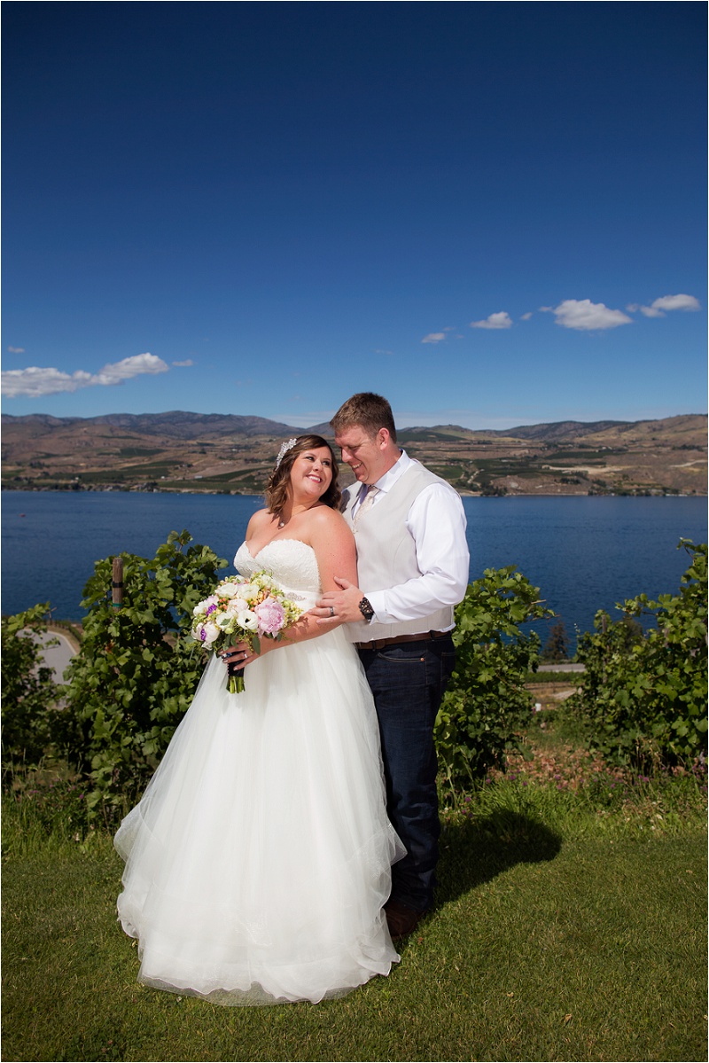 Lake Chelan Wedding Photographer Karma Vineyards (21)